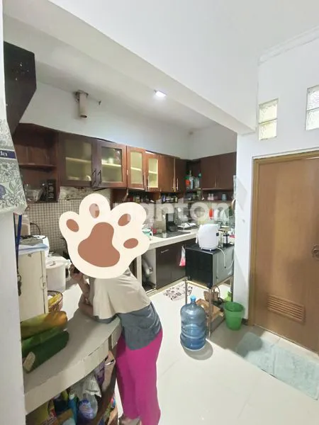 image RUMAH + KOST STRATEGIS DI TEBET TIMUR DALAM – LOKASI PREMIUM JAKARTA SELATAN (4)