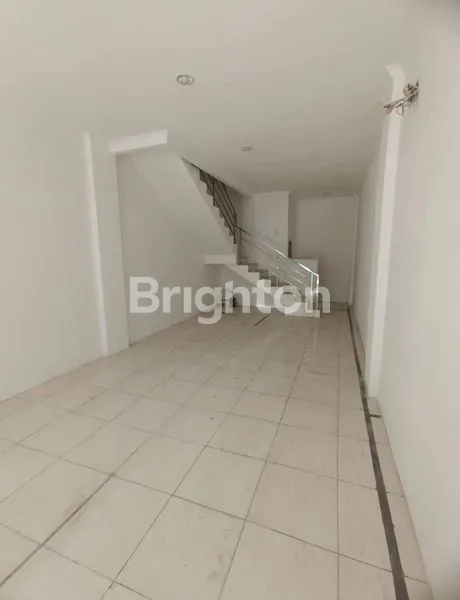 image RUKO STRATEGIS DAN MURAH DI TANJUNG DUREN, JAKARTA BARAT  (6)