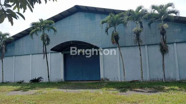 INVESTASI TERBAIK LAHAN PABRIK AIR MINERAL ( AMDK) DENGAN DUA TITIK MATA AIR PEGUNUNGAN DENGAN LUAS 4, 4 HA PLUS KEBUN JATI DAN KEBUN DUREN, LOKASI DI SUKABUMI, JAWA BARAT.