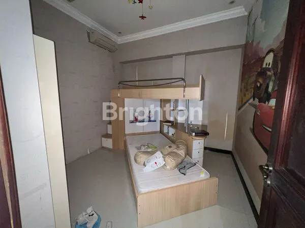 image RUMAH STRATEGIS DALAM CLUSTER PERUMAHAN ELIT (4)