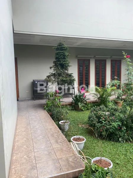 image DIJUAL RUMAH 2 BANGUNAN DI CILANDAK JAKARTA SELATAN (8)