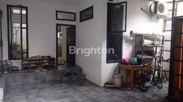 image RUMAH CANTIK 2LANTAI SIAP HUNI JEMBATAN GAMBANG PEJAGALAN PENJARINGAN JAKARTA UTARA  (1)