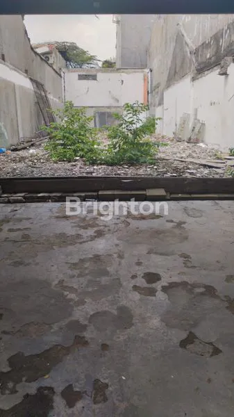 Gambar Property TANAH STRATEGIS DI PINGGIR JALAN RAYA GROGOL PETAMBURAN, JAKARTA BARAT. ROW JALAN MUAT 4 MOBIL.