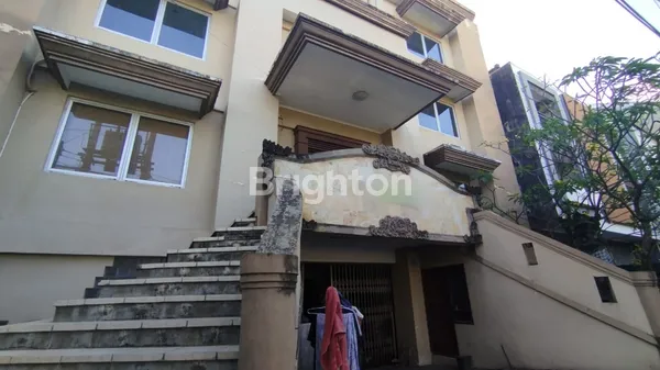image GEDUNG KOMERSIAL 3 LANTAI + BASEMENT DI JL. UTAMA DIPONEGORO, DENPASAR. EKS BANK & KAMPUS (3)