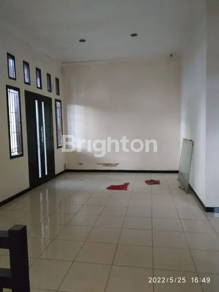 image RUMAH PANDUGO SIAP HUNI, LOKASI STRATEGIS DEKAT MERR (2)