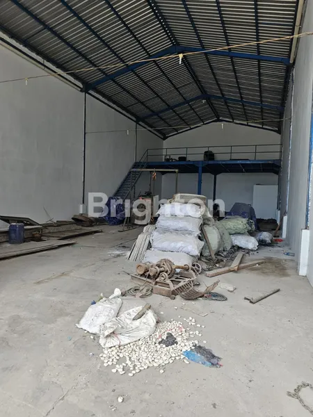 image GUDANG SIAP PAKAI DI KEDINDING TENGAH DAERAH KENJERAN (3)