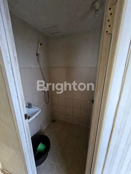 image APARTEMEN FURNISHED LENGKAP DI GREEN PALM, KOLAM RENANG (4)