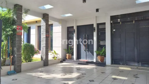image RUMAH MEWAH 2 LANTAI WISMA MUKTI KLAMPIS FULLY FURNISHED (1)