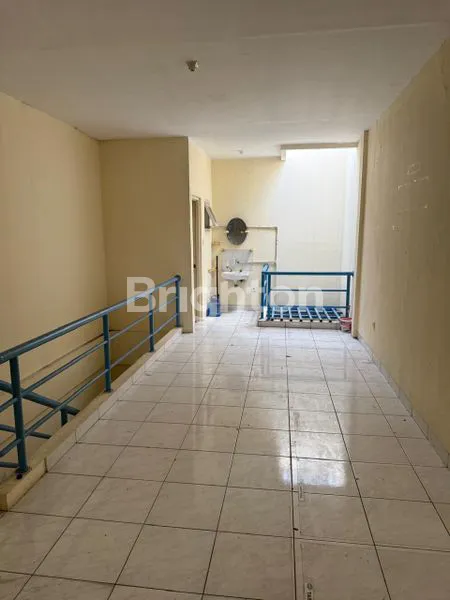 image RUKO DEPAN JALAN CENGKARENG 2 LT (6)