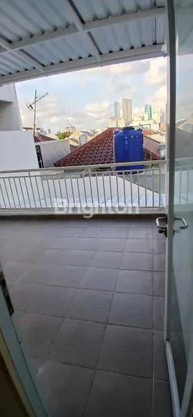 image RUMAH DI DURI KEPA 3 LANTAI (5)