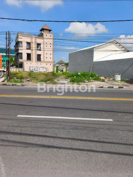 TANAH HOOK 3 ARE DI PINGGIR JALAN UTAMA MAHENDRADATA