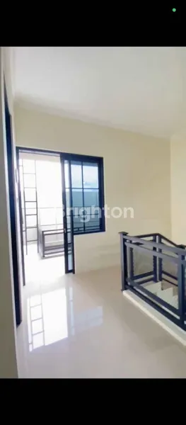 image HUNIAN NYAMAN TERAWAT DEKAT JEMURSARI DI SURABAYA (5)