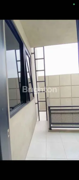 image HUNIAN NYAMAN TERAWAT DEKAT JEMURSARI DI SURABAYA (7)