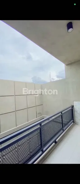 image HUNIAN NYAMAN TERAWAT DEKAT JEMURSARI DI SURABAYA (3)