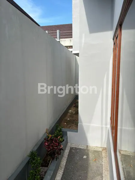 image DIJUAL RUMAH MODERN 2 LANTAI HARGA MENARIK DI KESIMAN, DENPASAR (6)
