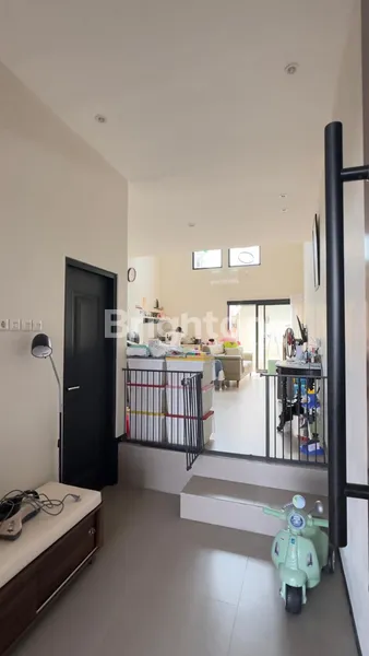 image RUMAH CUSTOM, 1 ON 1 DI GUNUNGANYAR INTERIOR TERCANTIK & SANGAT NYAMAN (6)