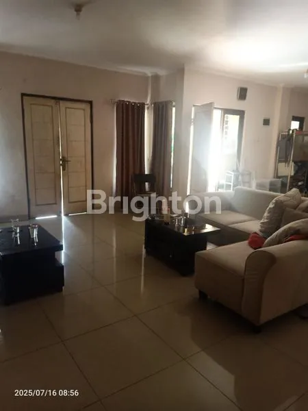 image DI JUAL RUMAH MEWAH STRATEGIS SIAP HUNI DI BOGOR UTARA, 10-15 MENIT KE BOTANI SQUARE, 10 MENIT KE STASIUN CILEBUT, 15-20 MENITNKE STASIUN BOGOR, 15-20 MENIT KE BTM MALL (3)