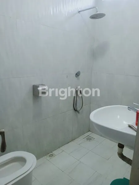 image RUMAH 2 LANTAI 5 KT DI BECIRO ASRI (6)