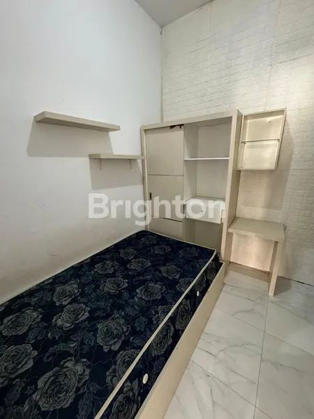 image RUMAH KOS AKTIF KUTISARI UTARA LOKASI STRATEGIS DEKAT KAMPUS PETRA  (2)