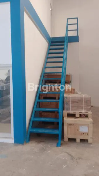 image GUDANG STRATEGIS DEKAT PELABUHAN, SIAP HUNI (3)