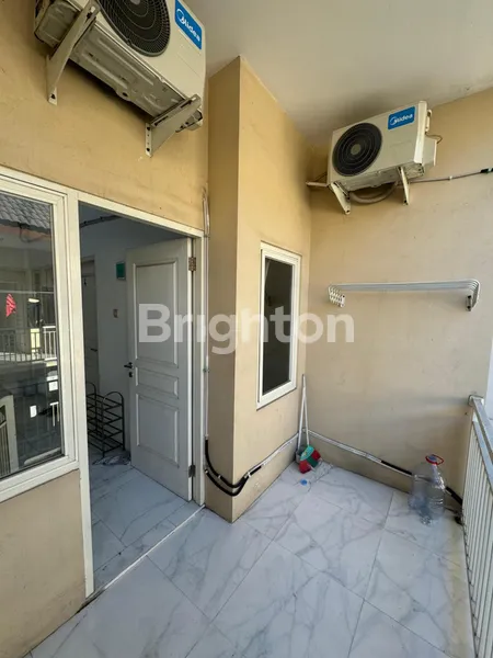 image RUMAH KOS AKTIF KUTISARI UTARA LOKASI STRATEGIS DEKAT KAMPUS PETRA  (4)