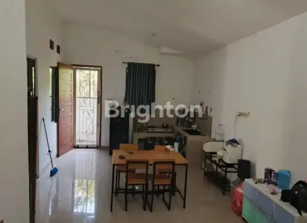 image DIJUAL RUMAH MEWAH SIAP HUNI DI TENGAH KOTA PEKANBARU (8)