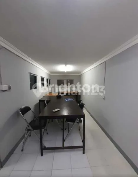 image RUKO 3 LANTAI 130M² DI RAYA PASAR MINGGU (4)