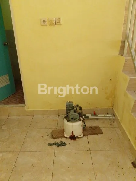 image RUKO DI JALAN DANAU SENTARUM (5)