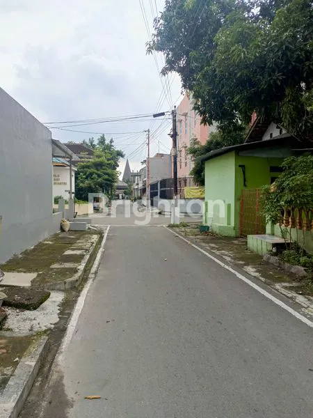 image RUMAH 1 LANTAI DI LOKASI FAVORIT (8)