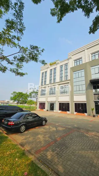 image RUKO HOEK STRATEGIS 4 LANTAI DI SEDAYU CITY (6)