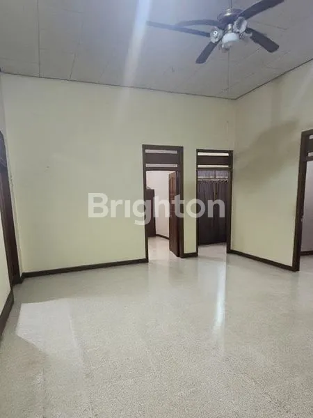 image RUMAH LUAS 495M² DI COLOMADU, STRATEGIS (4)