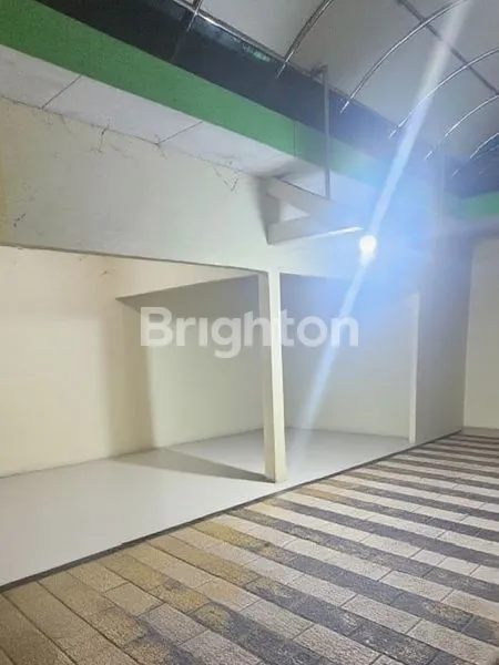 image RUMAH LUAS 495M² DI COLOMADU, STRATEGIS (3)