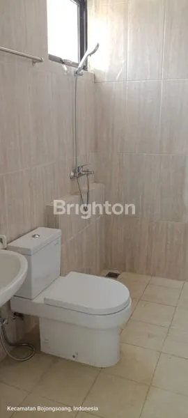 image RUMAH 2 LANTAI SIAP HUNI DI PODOMORO PARK (8)