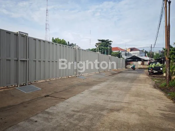 image TANAH KOSONG DENGAN PAGAR BESI JARANG ADA DI KAVLING DKI (1)