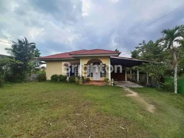 RUMAH LUAS 20X50, SHM, 5KT, LOKASI TENAYAN RAYA, PEKANBARU