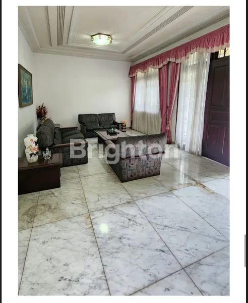 image WANT TO SELL RUMAH MEWAH DI MENTENG , JAKARTA PUSAT (3)