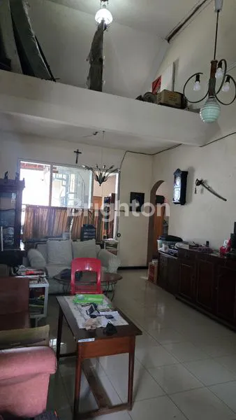 image RUMAH DI RUNGKUT HARAPAN SBY (2)