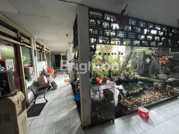image RUMAH TERAWAT STRATEGIS RAYA RUNGKUT MEJOYO SELANGKAH KE UBAYA (4)