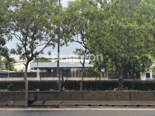 image JUAL MURAH DAN CEPAT - TANAH/GUDANG LOKASI PREMIUM DAAN MOGOT (2)