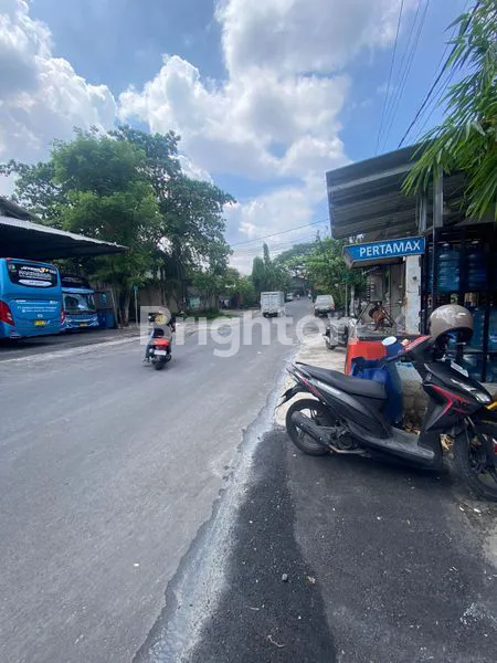 image RUMAH 3 LANTAI LT 200M² DI DENPASAR UTARA (3)