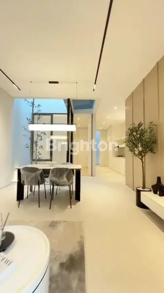 image RUMAH MODERN INDUSTRIAL MOJOARUM DEKAT WM UNAIR STANISLAUS & PUSAT KOTA (4)