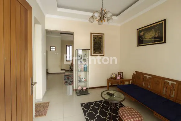 image RUMAH SIAP HUNI DI BSD, AKSES MUDAH KE FASILITAS (4)