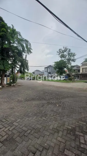 image RUMAH HOOK TAMAN SATELIT UTARA SURABAYA BARAT (3)