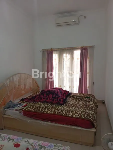 image RUMAH MEWAH 3KT HADAP TIMUR DEKAT ITS (4)
