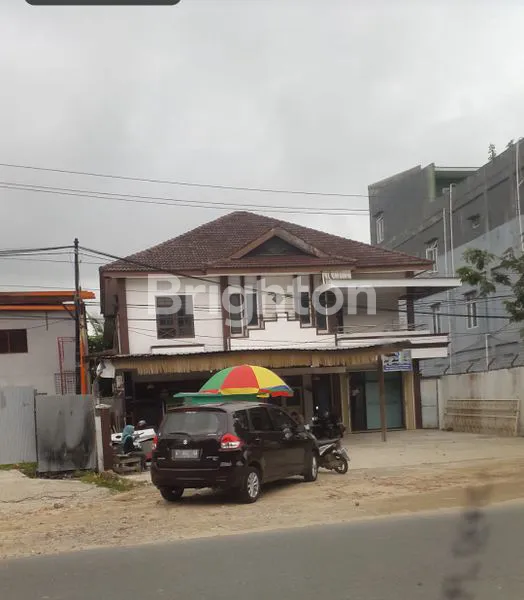 image BANGUNAN RUMAH LOKASI PREMIUM COCOK UNTUK KANTOR ATAU USAHA PREMIUM (2)