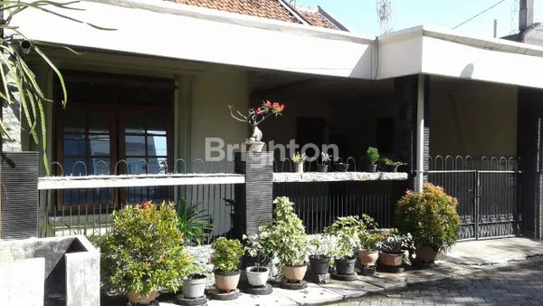image RUMAH STANDART TERAWAT SEMAMPIR TENGAH (1)