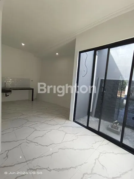 image DEPOK RUMAH 2 LANTAI (4)