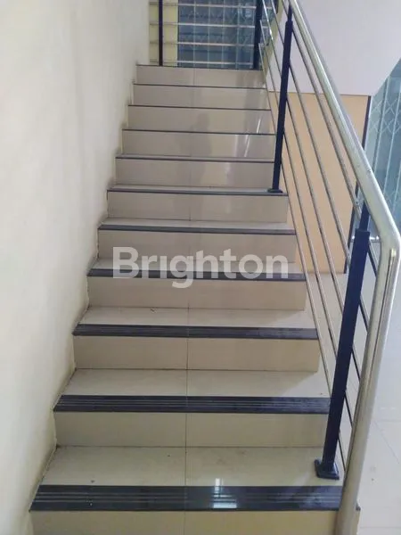 image RUKO 3 LANTAI SHM LOKASI PREMIUM  COCOK UNTUK KANTOR DAN RETAIL - JUWANA-PATI (4)