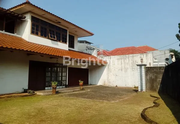 image RUMAH OLD MONEY STRATEGIS PEJATEN TIMUR  (2)