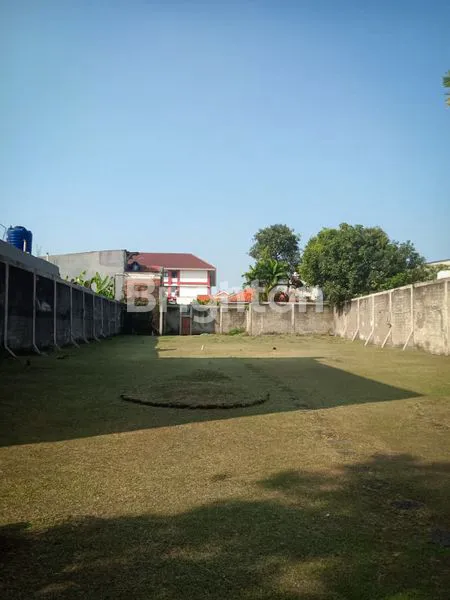 image RUMAH OLD MONEY STRATEGIS PEJATEN TIMUR  (4)